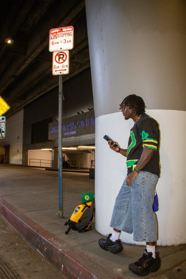 Jamaica Inspo DYING WEALTHY FOOTBALL JERSEY - Image 6